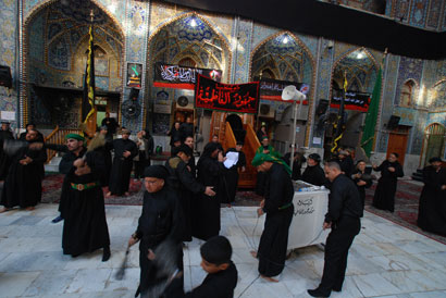 العتبة الحسينية المقدسة تستقبل اليوم اولى مواكب العزاء العاشورائي بعد انهاء كامل استعداداتها