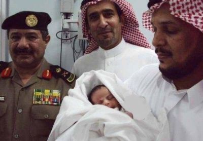 القبض على سعودية لم تنجب منذ 18 عاماً اختطفت طفلا حديث الولادة من مستشفى في المدينة المنورة