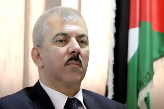 سياسي فلسطيني : اسرائيل تستغل الاراضي المصادرة " كمستودع للنفايات العامة"