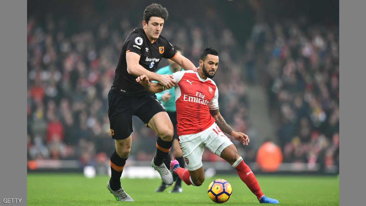 بالصور: "قزم وعملاق" في لقاء أرسنال وهال سيتي