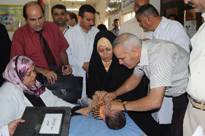 صحة كربلاء:  تلقيح 182155طفل وطفلة بلقاح شلل الأطفال