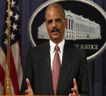 وزير العدل الأمريكي: تنظيم القاعدة يشكّل جزءاً كبيراً من الجيش السوري الحر