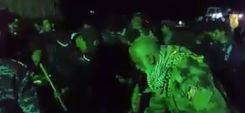 بالفيديو: هكذا استقبلت المواكب الحسينية نازحي الساحل الايمن لمدينة الموصل