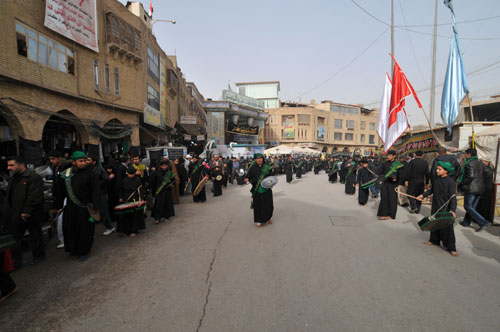 لقطات من مراسيم عاشوراء لليوم الثامن من داخل مدينة كربلاء المقدسة