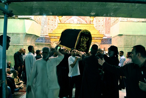 كربلاء تحيي ذكرى وفاة السيدة ام البنين (والدة العباس) عليهما السلام (مصور)