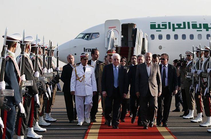 بالصور:معصوم يصل الى طهران في زيارة رسمية تستغرق ثلاثة أيام