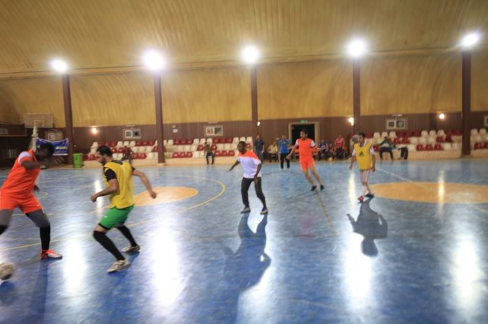 طلبة افارقة يشتركون في بطولة كروية تقيمها العتبة الحسينية ... تعرف على التفاصيل