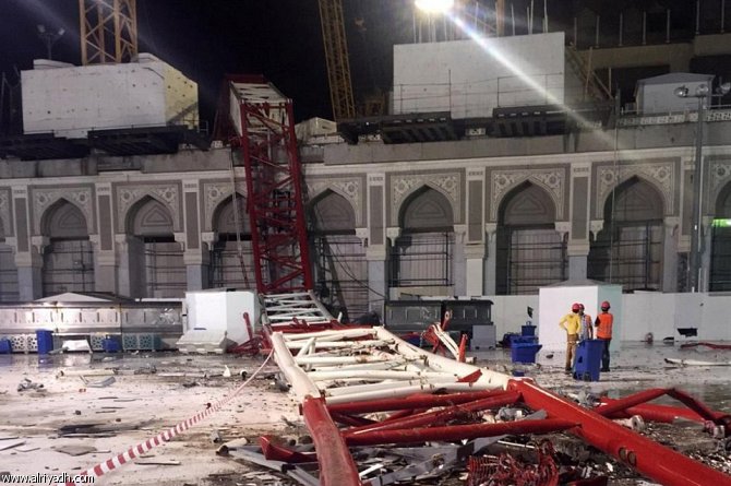 إسعاف 416 حالة إثر سقوط رافعة داخل المسجد الحرام