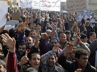 العراق :الداخلية تمنع التظاهرات إلا بشروط وعقوبة المخالفين الحبس الشديد!