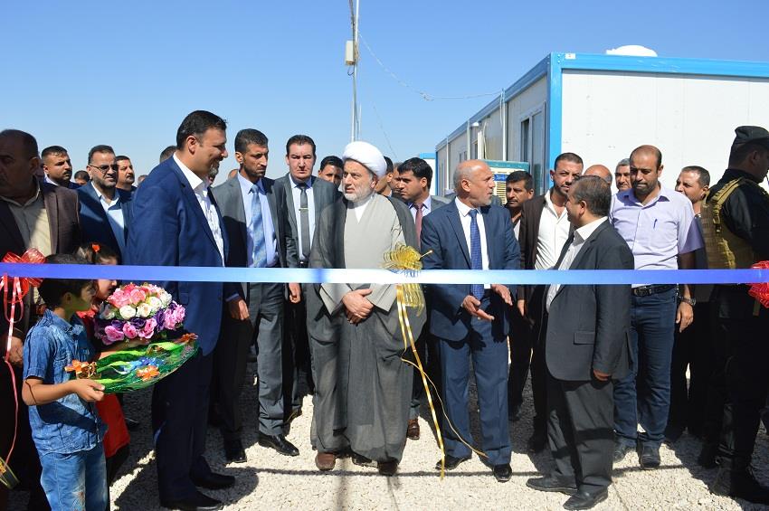 النائب الاول لرئيس البرلمان يفتتح المفرزة الطبية في مجمع النازحين في كربلاء