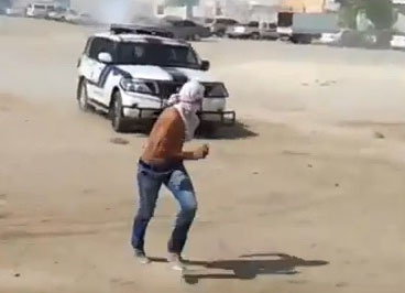 قناة فرنسية: الأمن البحرين يستخدم سيارات رباعية الدفع لدهس المتظاهرين