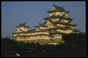 أم يابانية تنبذ ابناءها عشرة ايام ووفاة احدهم