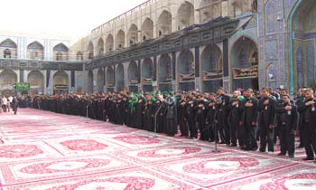 لمناسبة استشهاد الإمام الحسن العسكري منتسبي عتبات كربلاء يطالبون الحكومة بالاسراع ببناء