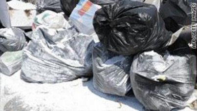 أكياس قمامة تحبط محاولة أمريكي للانتحار