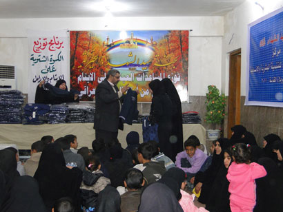 مؤسسة سيد الشهداء ( عليه السلام) في كربلاء توزع كسوة الشتاء على العوائل الفقيرة والمحتاجة