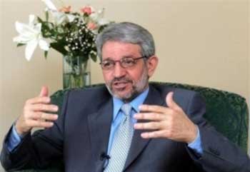 وزير المالية يعلن قرب زيادة رواتب الموظفين والمتقاعدين