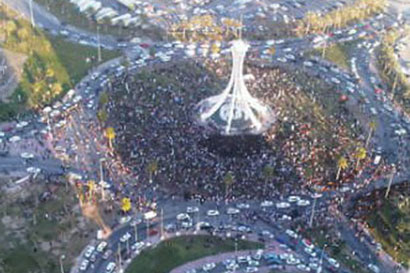 جمعية المعلمين البحرينيين تعلن اعتصاما يوم غد تاييدا للمتظاهرين والبحرنييون سيشيعون شهدائهم  الاحد