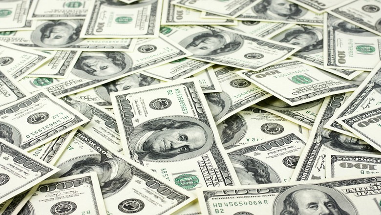 العراق يلجأ لاحتياطاته الأجنبية لسد العجز