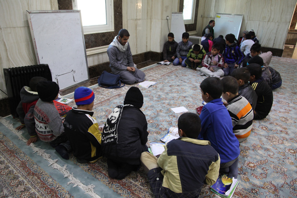 دورات حوزوية لطلبة المدارس في العتبة الحسينية +صور