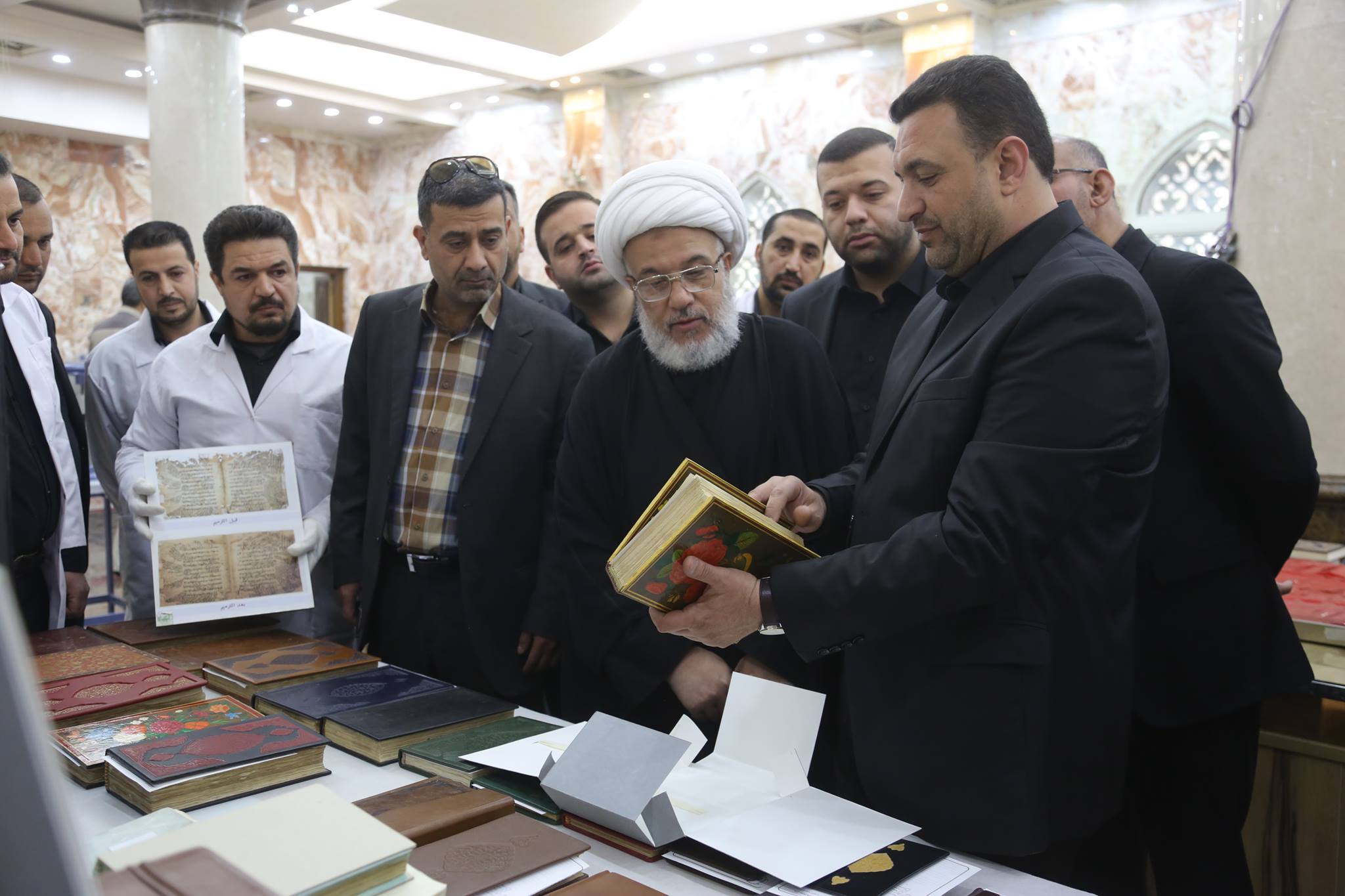 بالصور: ممثل المرجع السيستاني يطلع على مركز الامام الحسين (ع) لصيانة المخطوطات قبيل افتتاحه