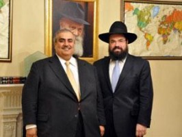 وزير خارجية البحرين يزور "سراً" مقر أكبر الحركات الصهيونية :على الجميع أن يدرك أن إسرائيل لها وجود