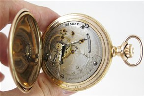 ساعة يد عمرها 115 عاما .. تُباع بـ 2.25 مليون دولار
