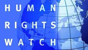 تقرير رايتس: كردستان يغلق ابوبه امام مئات الاسر الموصلية والرُضع بلا حليب