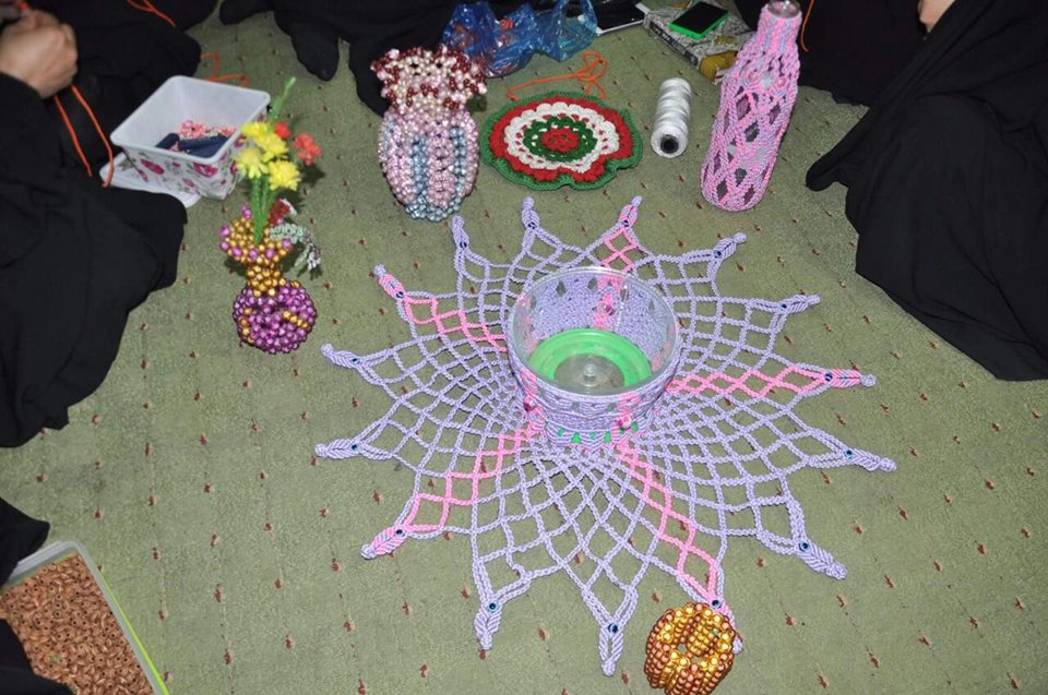 كربلاء:الصناعات اليدوية دورة تعليمية أقامتها مؤسسة جواد الأئمة