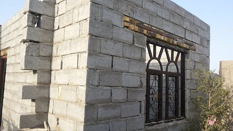 مؤسسة ميثم التمار تسلم وحدة سكنية متكاملة التجهيزات لعائلة متعففه بالنجف