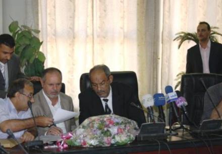 وكيل وزارة التربية يقدم استقالته من منصبه بعد نعته المعلمين بـ (الحمير)