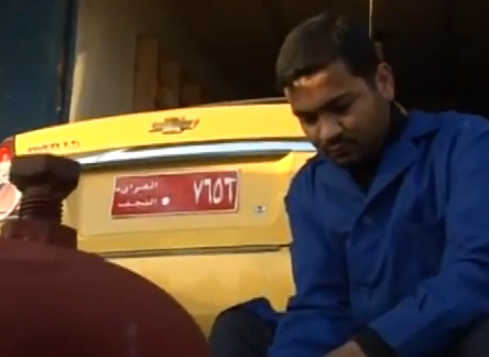 طالب عراقي يتوصل إلى توليد الكهرباء من النفايات