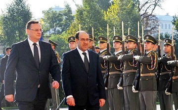 بعد زيارته التشيك المالكي يتفق على التعاون في المجالات العسكرية والنفطية والاقتصادية بين البلدين