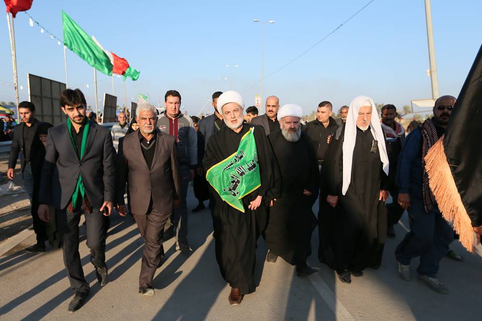 بالصورة :عضو هيئة رئاسة مجلس النواب يشارك بالمسير الى كربلاء