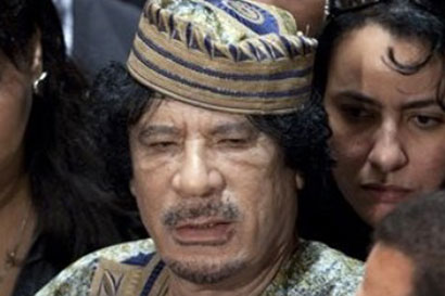 10 مليون إسترليني .. مكافأة لمن يأتي بالقذافي حياً أو ميتاً!