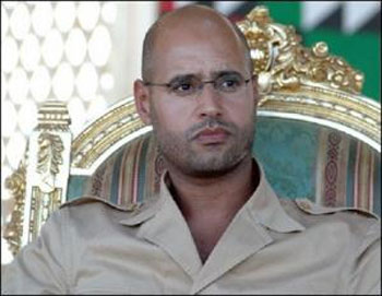 متظاهرون يحتلون قصر سيف الاسلام القذافي في لندن