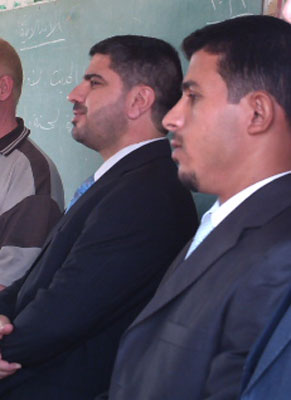 نائب عن التحالف الوطني يطالب بالغاء البطاقة التموينية عن اعضاء مجلس النواب العراقي واعضاء مجالس المحافظات