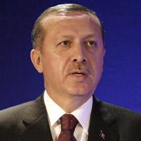 اردوغان امام البرلمان العراقي :منظمة العمال الإرهابية حصلت على مقر لها في شمال العراق