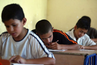 النائب علي حسون : لدينا الكثير من المشاكل التربوية ونحتاج إلى وقت طويل لتذليلها