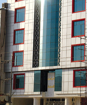 آسياسيل للاتصالات الهاتفية النقالة ترد على بيان شركة زين: لن نعاود الاتصال مع  الخطوط غير القانونية لشركة زين