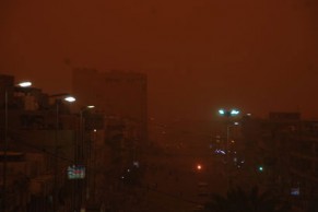 انعدام الرؤيا في كربلاء بسبب عواصف ترابية