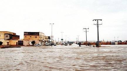 سنجار: سيول تعزل 50 قرية ومواطنون ماتوا غرقا بعد ان جرفت المياه سياراتهم