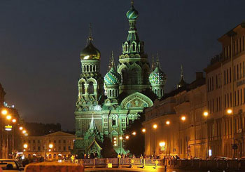 روسي يقتل ستة بينهم زوجته وابنته بالسم للتلذذ بمشاهدة معاناتهم