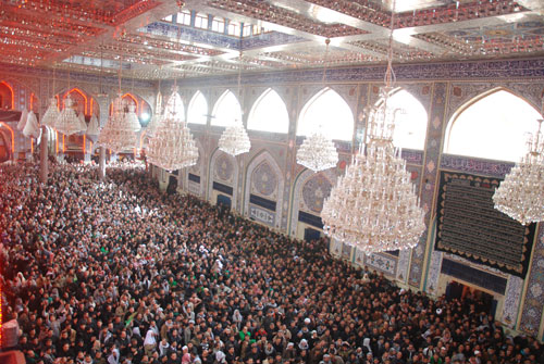 قراءة قصة مسير سبايا ال البيت  من كربلاء الى عاصمة الامويين  داخل الصحن الحسيني