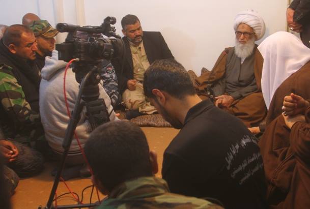 المرجع النجفي يشيد بما حققه أَبناء الحشد الشعبي من انتصارات ويدعو لرعاية عوائل الشهداء
