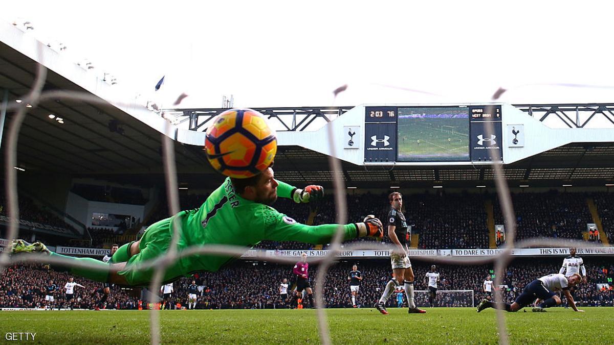 توتنهام ينتزع المركز الثاني مؤقتا