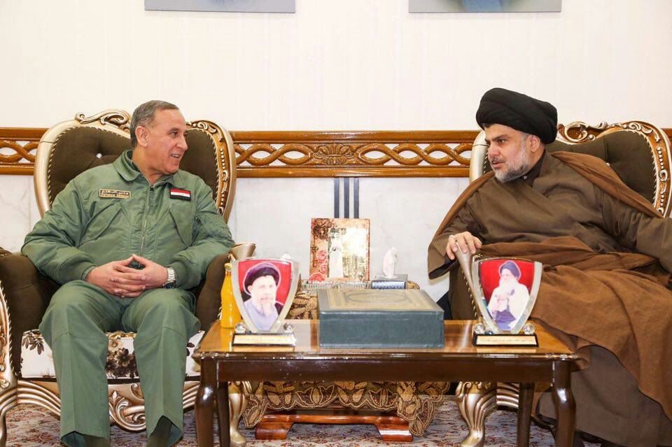 وزير الدفاع خالد العبيدي يزور النجف الاشرف ويلتقي الصدر