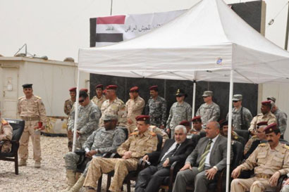 الجيش العراقي يتسلم مهام قاعدة الحسينية في كربلاء واخلاء المدينة من التواجد الاميركي