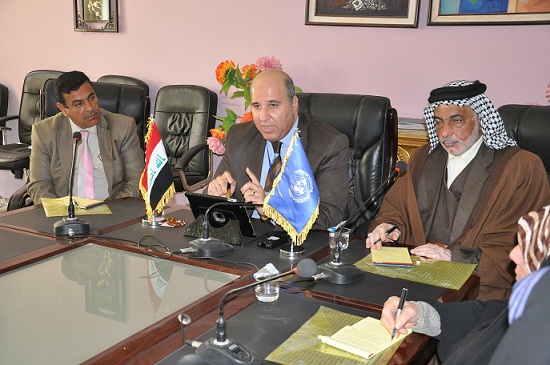 ممثليه المصالحة الوطنية في كربلاء تعقد ندوة تعريفية بالمواد الخلافية في الدستور العراقي (مصور)