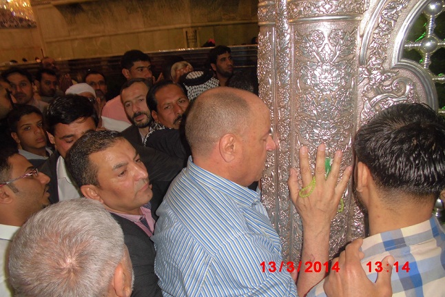 حكيم شاكر من جوار الامام الحسين :صلاتنا بملعب الامارات كانت تمثل العراق الحقيقي وهي رسالة لمن لايريد الخير للعراق (مصور)