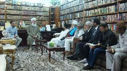 بالتنسيق مع العتبة الحسينية المقدسة: وفد دولي يزور المراقد الدينية في بغداد